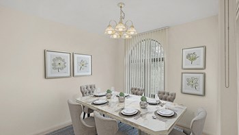 Dining Room at The Commons of McLean, McLean, 22102